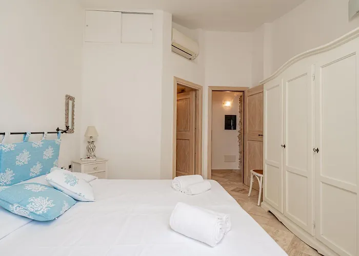 Apartman Poltu Quatu - Casa Di Charme Con Vista Darsena E Patio Privato *