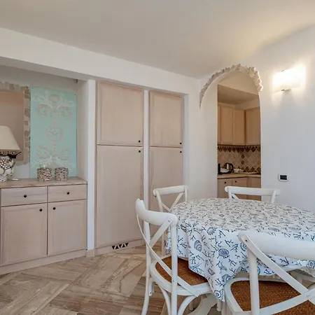 Apartmán Poltu Quatu - Casa Di Charme Con Vista Darsena E Patio Privato *