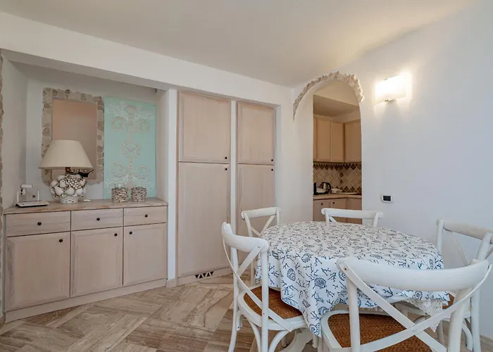 公寓 Poltu Quatu - Casa Di Charme Con Vista Darsena E Patio Privato *